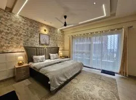 The Barrum Boulevard - Luxury 1BHK Apartment in Kuthal Gate