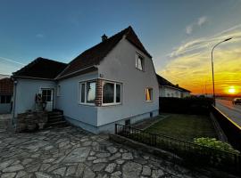 Gemütliches Einfamilienhaus mit Garten，位于Gemeinlebarn的酒店