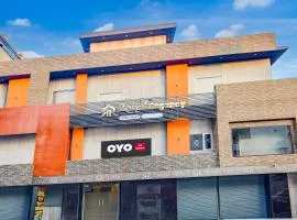 Hotel O Royal Regency