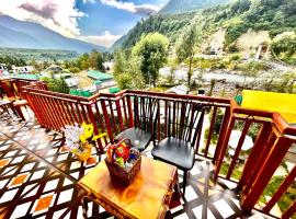 Sana cottage - Affordable Luxury Stay in Manali，位于马拉里的酒店