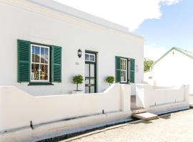 Karoo House Collection - 111 Cradock，位于格拉夫-里内特的酒店