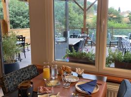 Maison Capdet，位于Fresse-sur-Moselle的酒店