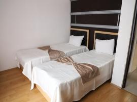 Arena Hotel Qakh，位于卡希的酒店