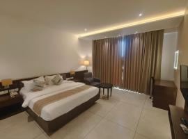 Hotel O SP Ring Road Ahmedabad formerly Hotel RK Palace，位于艾哈迈达巴德的酒店