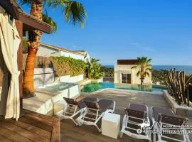 Stunning Villa Ibizenca with private pool in Sitges