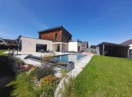 Sublime villa 9 pers- 5chb-pisicne-wifi，位于勒庞克涅特的酒店