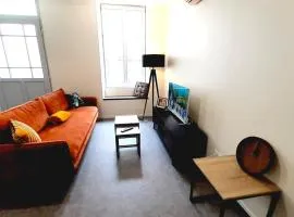 Ecueillé centre -bel appart neuf 2 chambres