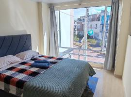 apartamento cerca CC Viva, Unicentro, UPTC Tunja，位于通哈的酒店