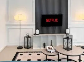 Comfy Terrace House Homestay near Zoo with Netflix