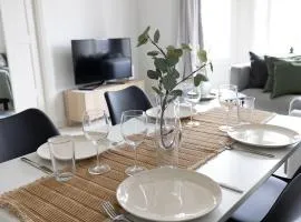 2ndhomes Central 2BR Apartment with Sauna & Balcony