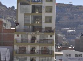 Hotel "VIRGEN DEL SOCAVON"，位于奥鲁罗的酒店