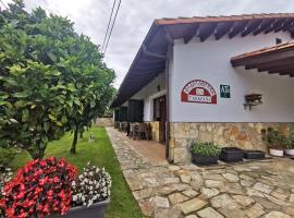 Apartamentos La Tarazana 2，位于La Pereda de Llanes的酒店