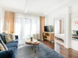 809-4A Columbus Circle New BLDG 1BR W D