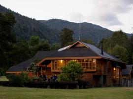 El Pangue Lodge，位于普尤瓦比港的山林小屋