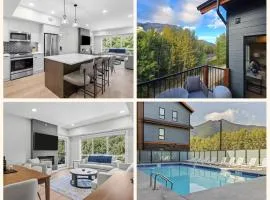 2 bedrooms-3 beds 2 baths-Rocky Creekside Retreat - Top Floor - Heated Pool and Hot Tub