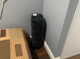 Cozy Room，位于贝克斯菲尔德的酒店