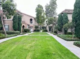 Close to Irvine IVC&UCI gate community2b &3b house more than 30nights