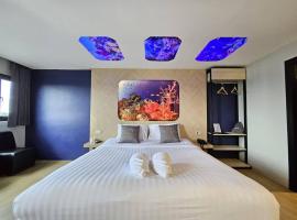 Oscar Palace Hotel & Wellness Center，位于Ban Khlong Phruan的酒店