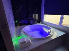 Centric Loft near Arts & Science