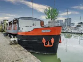 Superbe Péniche En Centre Ville