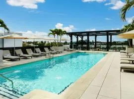 AC Hotel by Marriott Naples 5th Avenue