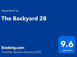 The Backyard 28，位于Khlong Toei的酒店