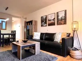 El Secret del Pirineu - L'Amfitriona