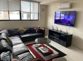 Tranquility Luxury Suite, 77 on Independence Ave