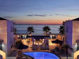 Icon Suites by the sea，位于波托什的酒店