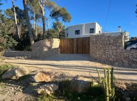 Spacious & Luxury villa in the hearth of Ibiza - Santa Gertrudis，位于圣塔格鲁迪斯的酒店