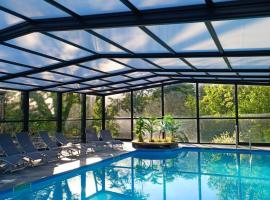 Domaine de la Résidence - Hôtel, Spa & Restaurant，位于Moulins-lès-Metz的酒店