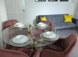 Charming 3-Bedroom House - Prime Location in Wolverhampton!