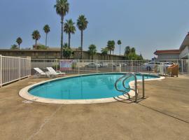 Studio 6 West Sacramento CA，位于西萨克拉门托的酒店