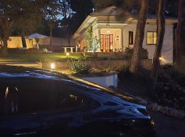 The Mansion - Palma Mallorca - Son vida Golf Area，位于马略卡岛帕尔马的山林小屋