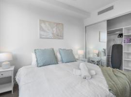 The Eton - Brand NEW Nundah Modern 1 Bedroom APT with Parking, Netflix