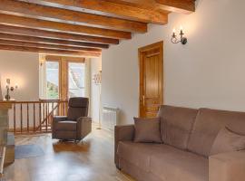 Saplan Real Estate CALETA，位于莱斯的酒店