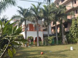 Abhilasha Villa Faridabad，位于法里达巴德的酒店
