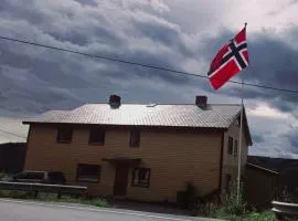 Knobelauch Family Home, Valdres