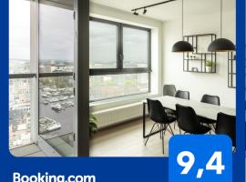 UNIEK appartement - mooiste en hoogste uitzicht op Antwerpen! - incl gratis parking，位于安特卫普的公寓