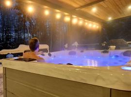 Refuge Tremblant Spa Ski 11min，位于苏必利尔湖的木屋