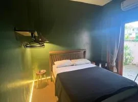 513 suites