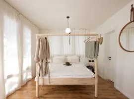 Villa Hod Couples Suite with Mountain Views