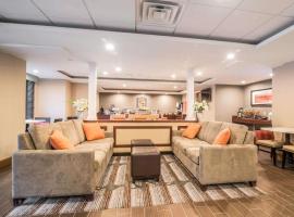 Comfort Inn & Suites Brattleboro I-91，位于布拉特尔伯勒的酒店
