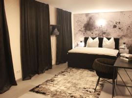 HOTEL ALTES THEATER Heilbronn，位于海尔布隆的酒店