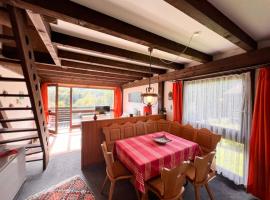 Ferienwohnung Schimmer mit Bergblick im ruhigen, naturverbundenen Ferienpark Vorauf, Siegsdorf，位于希格斯多夫的公寓