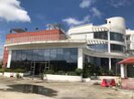 Ponneri Gymkhana Club，位于Ponneri的酒店