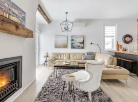 Deluxe Loft - Amazing Terrace with Stunning Water View，位于珀斯的酒店