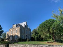 La Garde - Chambre D'hôte，位于Saint-Martin-de-Ribérac的酒店