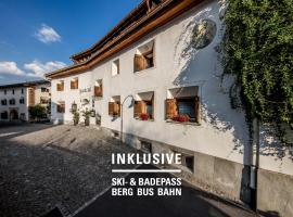 Engadiner Boutique-Hotel GuardaVal，位于施库尔的豪华酒店