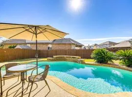 5 Mi to Randolph AFB Spacious Cibolo Haven!